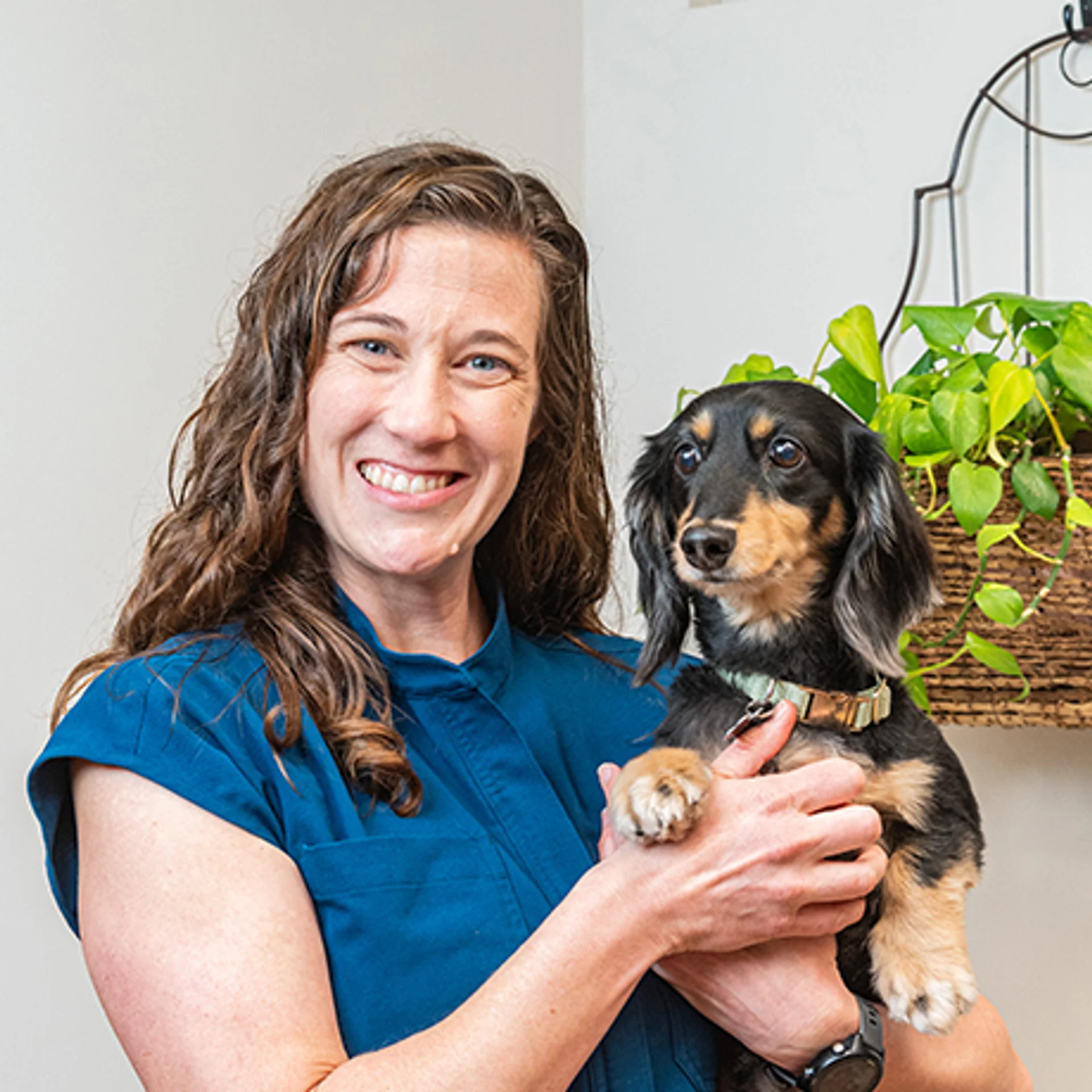 Dr. Angela Dargitz