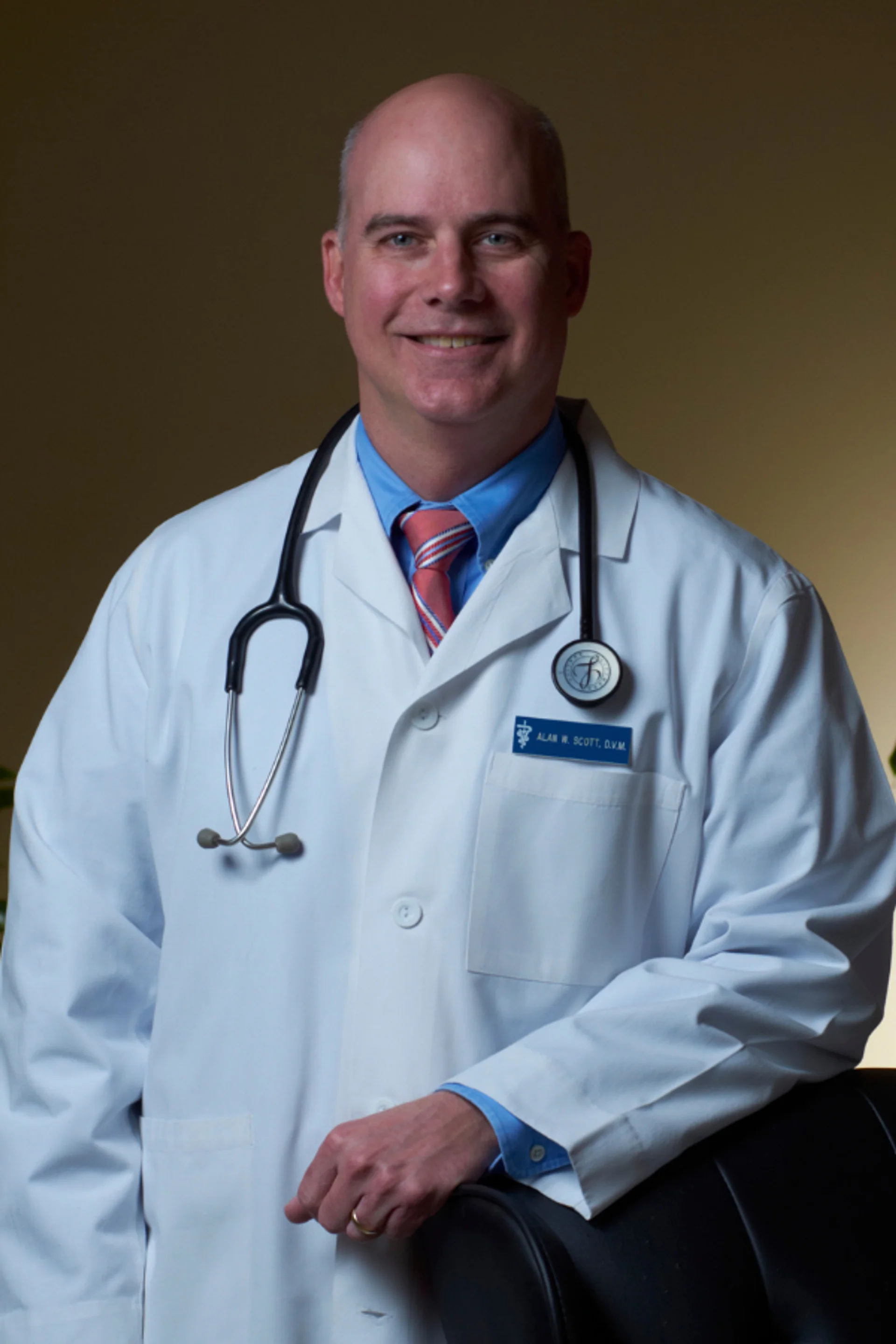 Dr. Alan W. Scott
