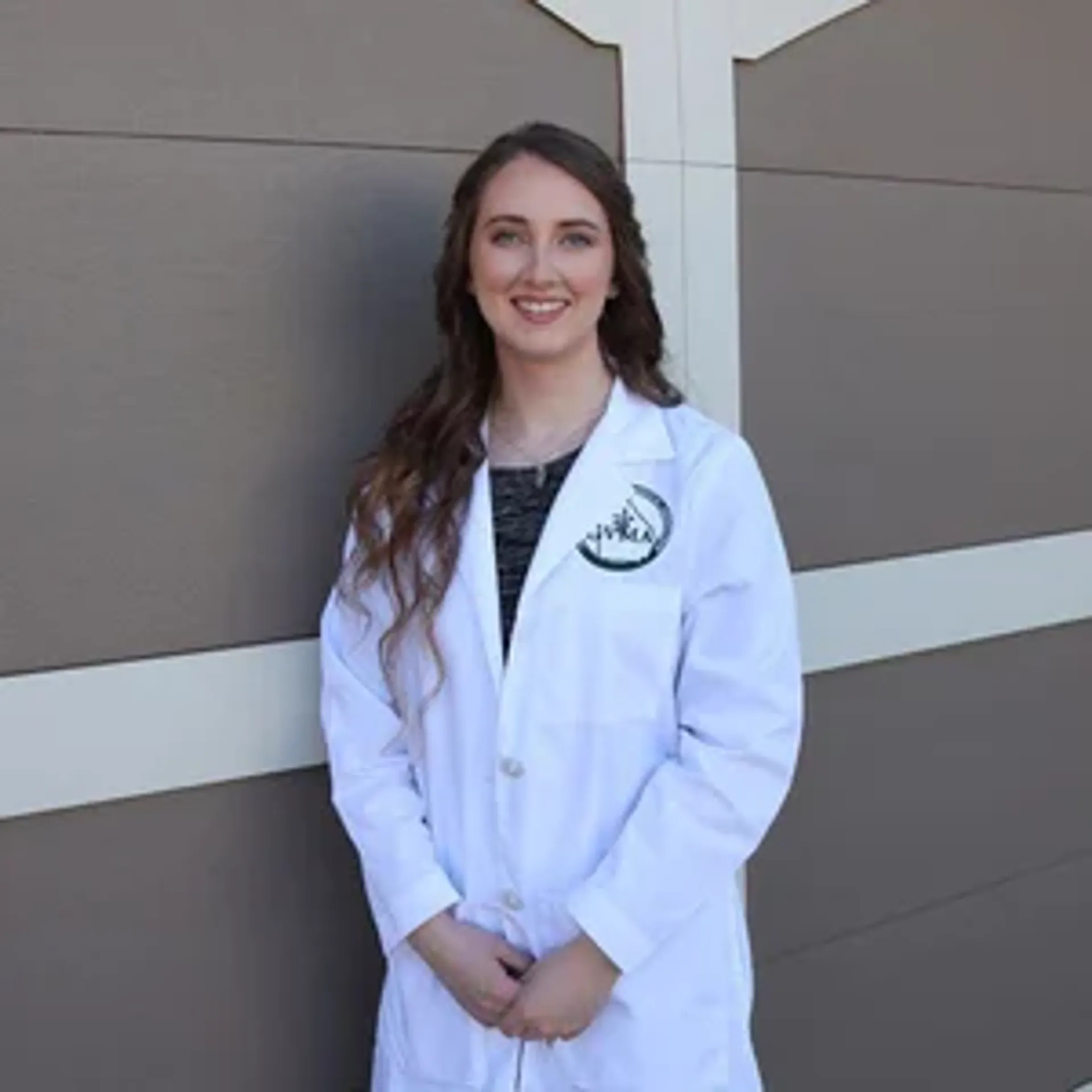 Dr. Kelly Knott